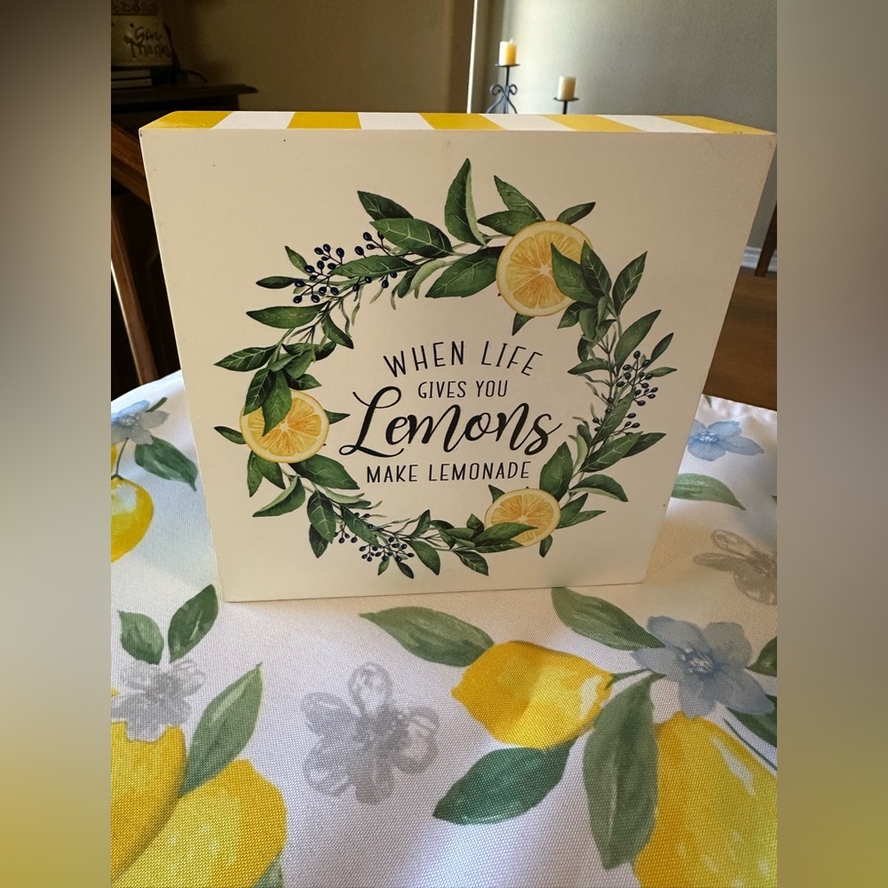 Lemon Citrus Print Stemless Wine Glasses Tumblers Clear, Yellow, Green Set of 4 - Picture 3 of 8